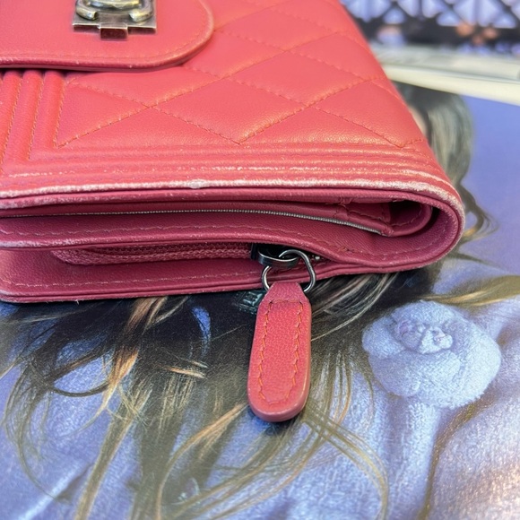 Auth CHANEL Wallet • L Zip Pocket in Quilted Gradient Pink Leather Authentic - Picture 8 of 13